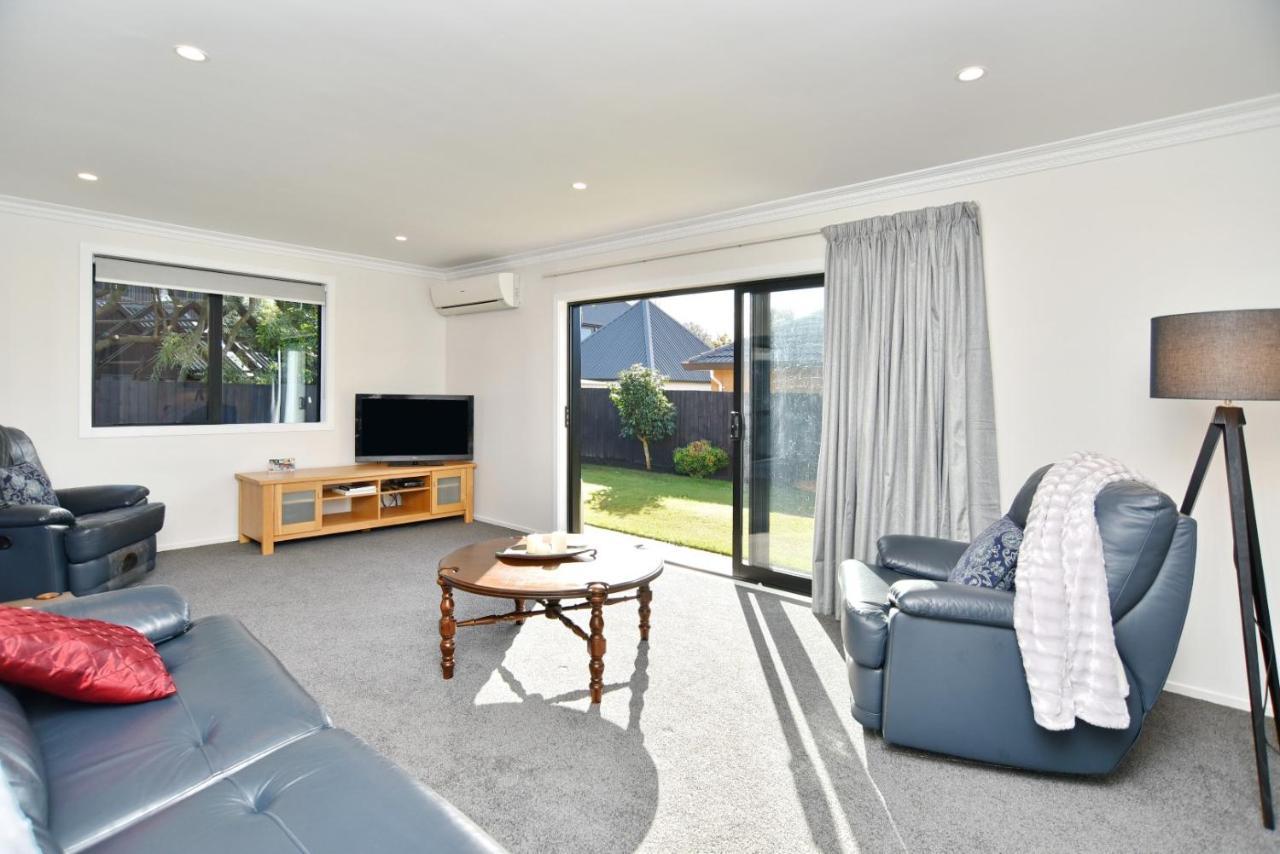Lavandula 3 - Christchurch Holiday Homes Buitenkant foto